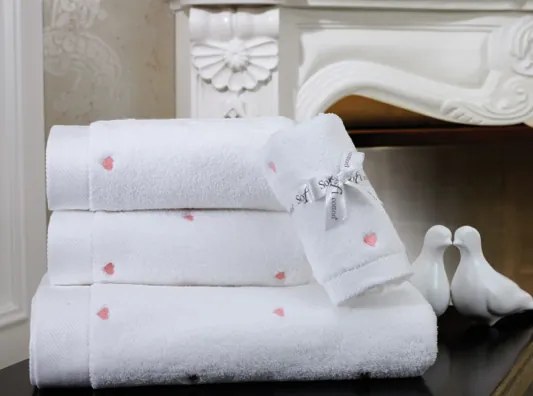 Soft Cotton Darčekové balenie uterákov a osušiek MICRO LOVE