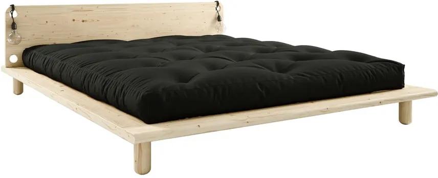 Dvojlôžková posteľ z masívneho dreva s čelom, lampičkami a čiernym matracom Comfort Karup Design Peek, 140 x 200 cm