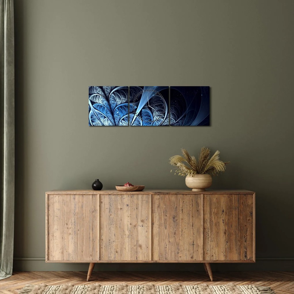 Obraz tmavomodrého kvetu (s hodinami) (90x30 cm)
