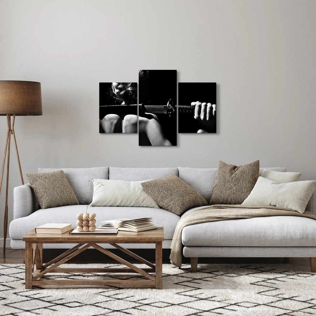 Obraz - Žena s mečom (90x60 cm)