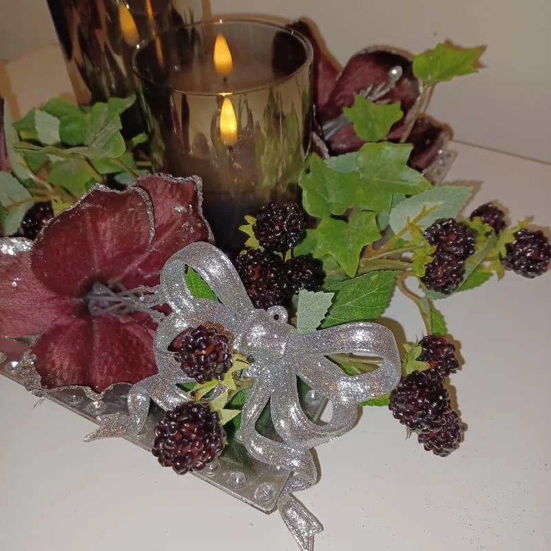 DECOLED Mašle, 9 x 8 cm, stříbrná