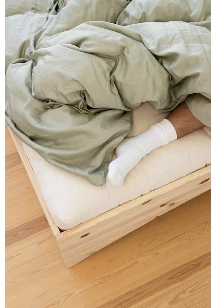 Dvojlôžková posteľ z borovicového dreva bez čela 180x200 cm v prírodnej farbe Orbit – Karup Design