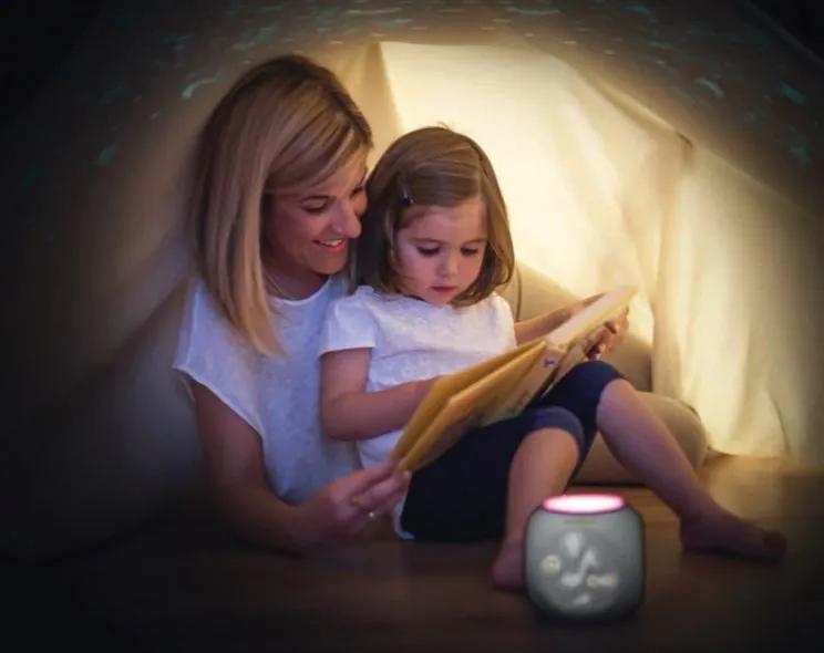 Nočná lampička s projekciou a hudbou Dream Cube Magical
