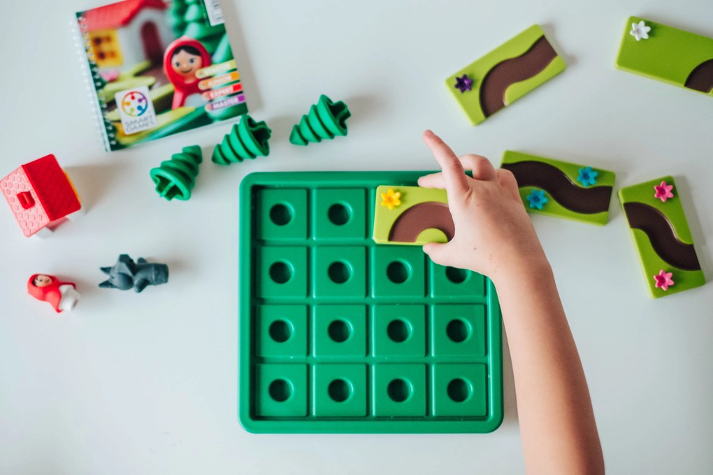 SmartGames - Červená Karkulka