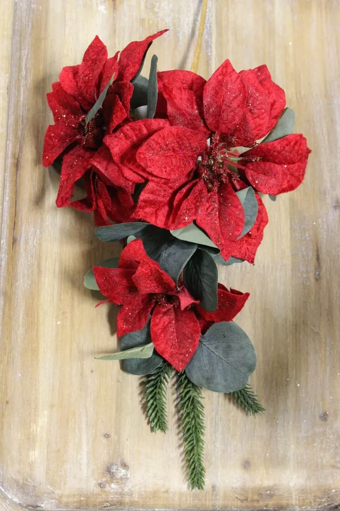 Červený konár poinsettia 45cm