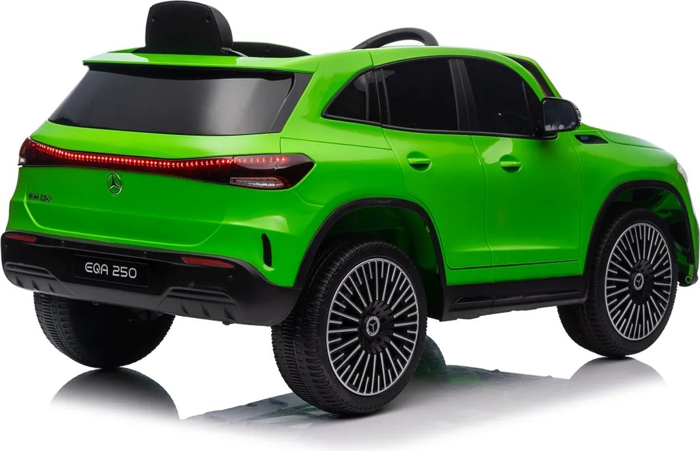 Ramiz Vozidlo Mercedes Benz EQA 250 Zelená