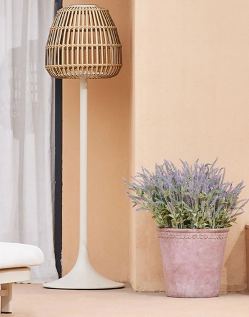 Zahradní stojací solární lampa Malta