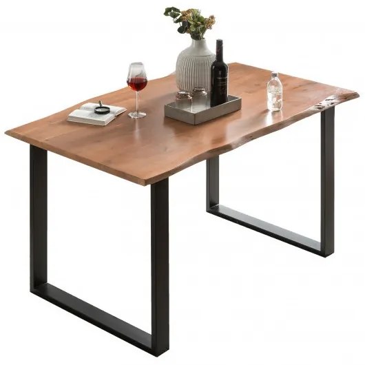 furniture-nabytek.cz - Jedálenský stôl Willy z masívneho akáciového dreva s čiernymi kovovými nohami, lakovaný, prírodný – 120×80 cm