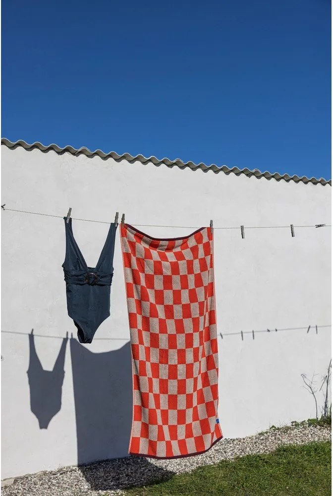 Oranžová/béžová froté osuška z bio bavlny 70x133 cm Retro – Mette Ditmer Denmark