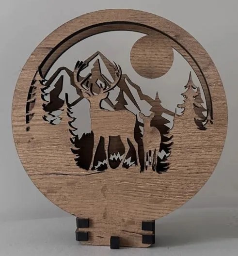 Drevená lampička na nočný stolík Jeleň