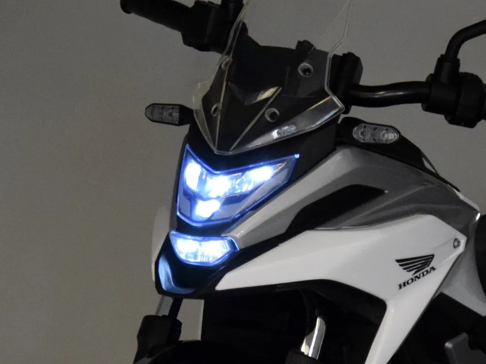 JOKOMISIADA Elektrická motorka na batériu pre deti HONDA NC750X so zvukmi PA0314 biela
