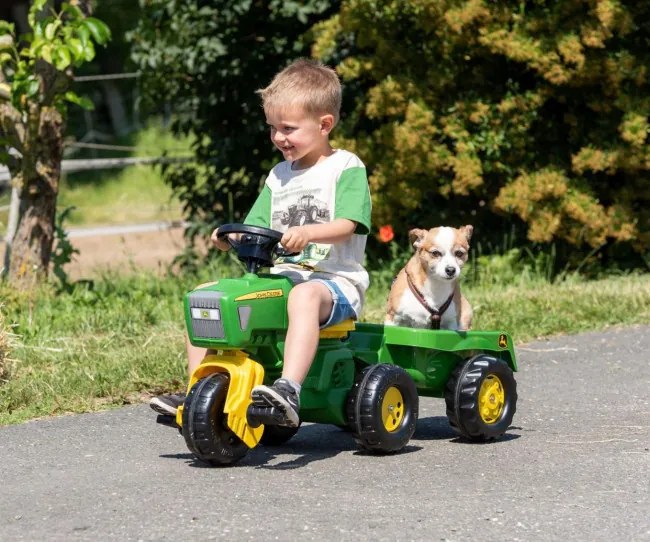 Šlapací traktor Rolly Toys John Deere trojkolesový s prívesom 052769