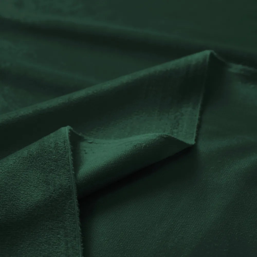 Biante Zamatový záves Velvet Prémium SVP-040 Lesná zelená - šírka 135 cm 135x260 cm