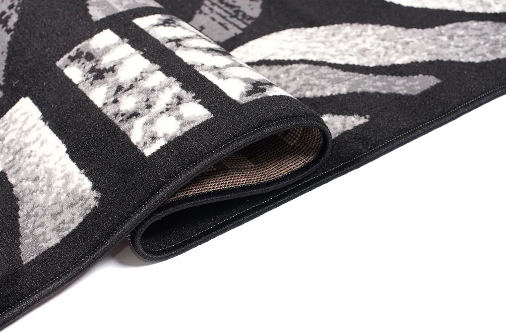 TA Koberec J313B ČIERNA LACNÁ PP CRM Rozmer: 80x150 cm