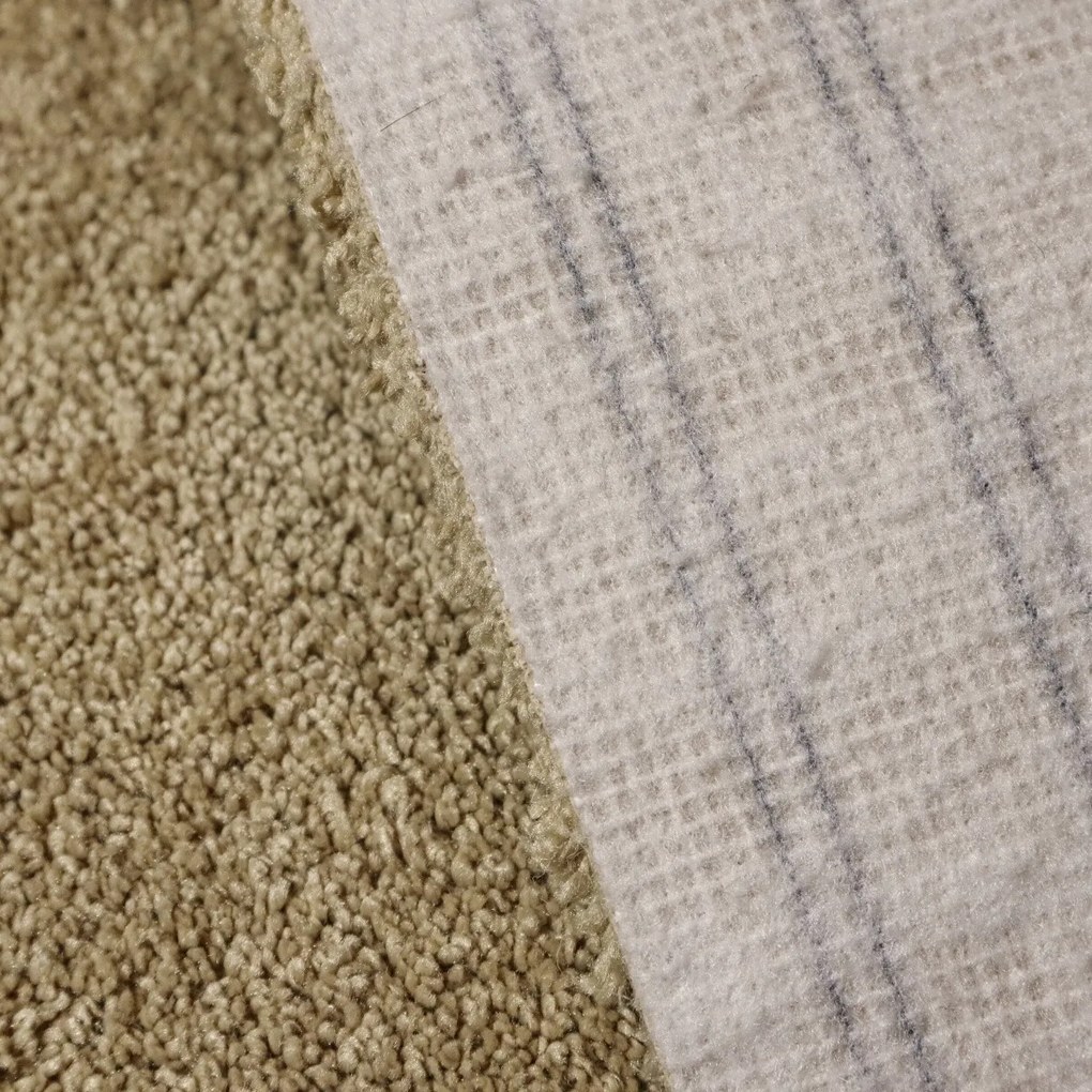 Metrážny koberec Liliana 7645, na mieru, šíře 4m,5m, béžová, ab (mriežka), detská izba, ITC