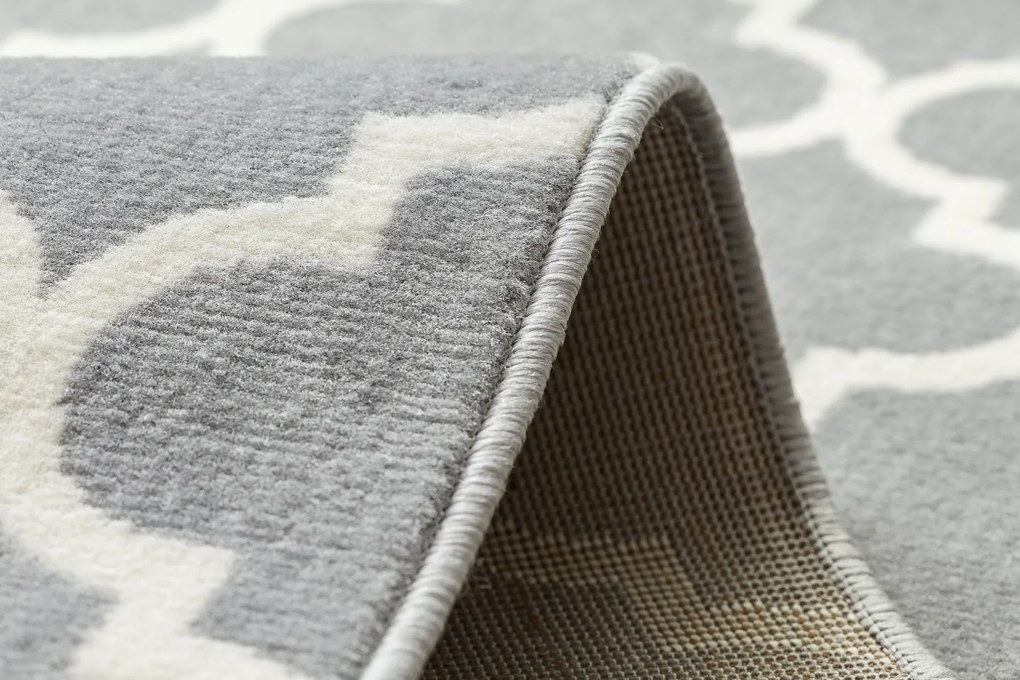 Koberec BCF Morad TRELLIS Vzor marocká mreža, svetlosivý