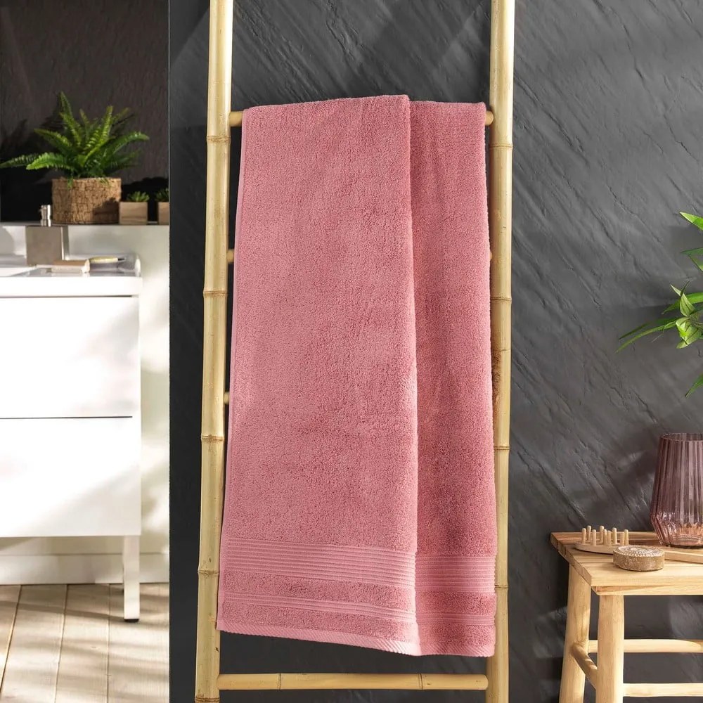 Ružová froté bavlnená osuška 70x130 cm Tendresse – douceur d'intérieur