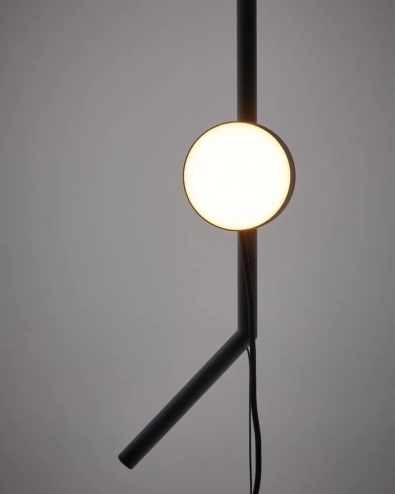 Čierna LED stmievateľná stojacia lampa (výška 339 cm) Orey – Kave Home