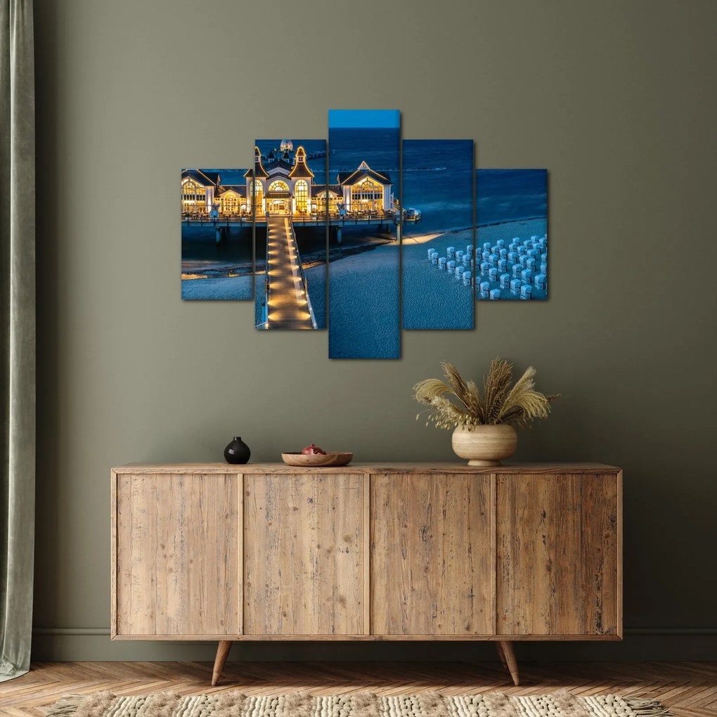 Obraz - hotel na pláži (150x105 cm)