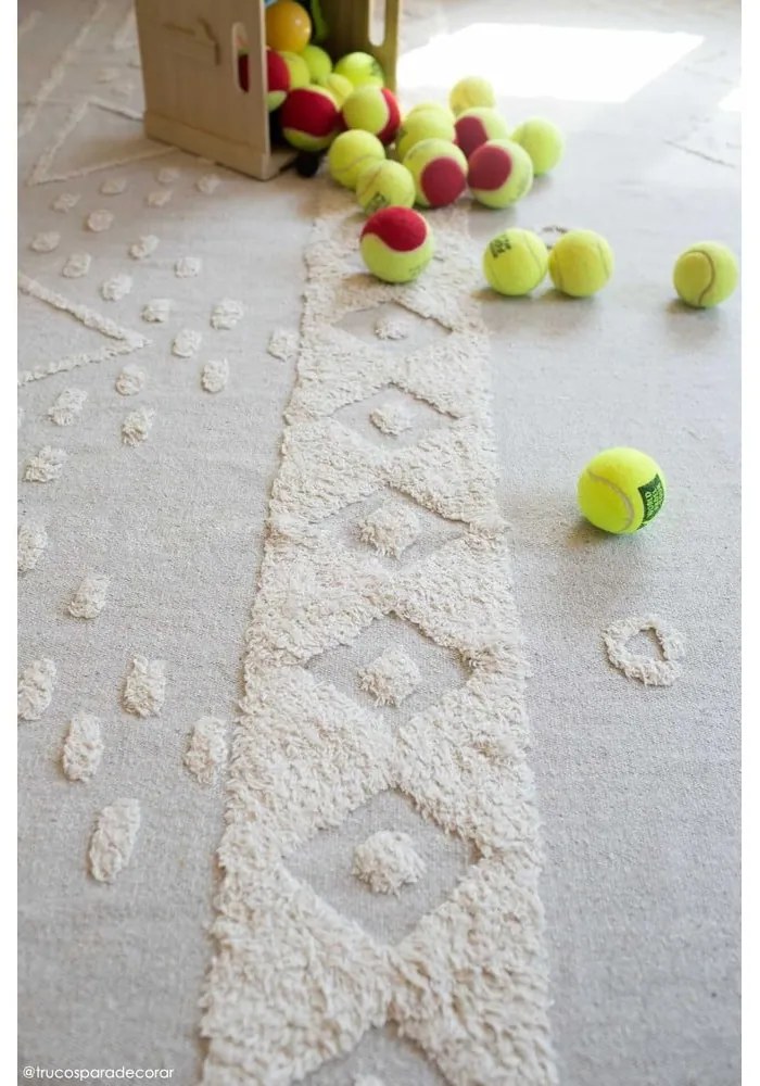 Biely prateľný ručne tkaný bavlnený koberec 170x240 cm Tribu Natural – Lorena Canals