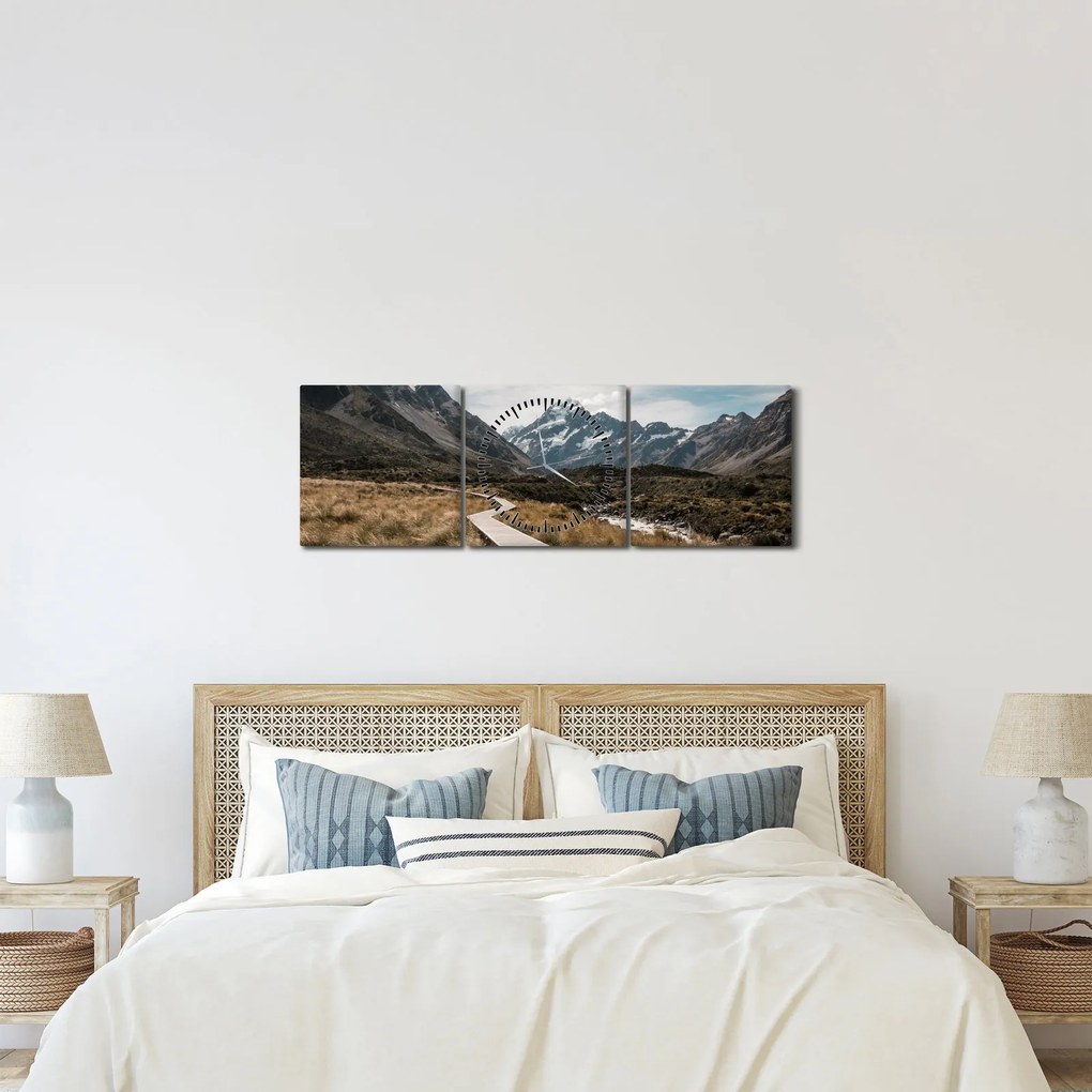 Obraz - Chodník v údolí hory Mt. Cook (s hodinami) (90x30 cm)