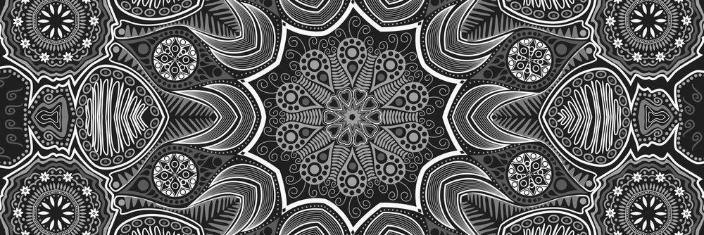 Obraz indická Mandala s kvetinovým vzorom v čiernobielom prevedení - 135x45