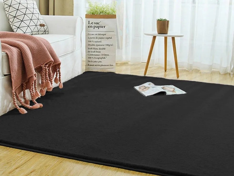 TZ Čierny obdĺžnikový koberec Rabbit Rozmer: 60x90