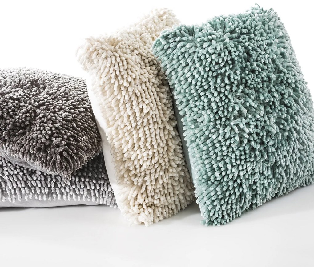 CHLPATÁ DEKORAČNÁ OBLIEČKA NA VANKÚŠ SHAGGY2 40X40 CM SIVÁ