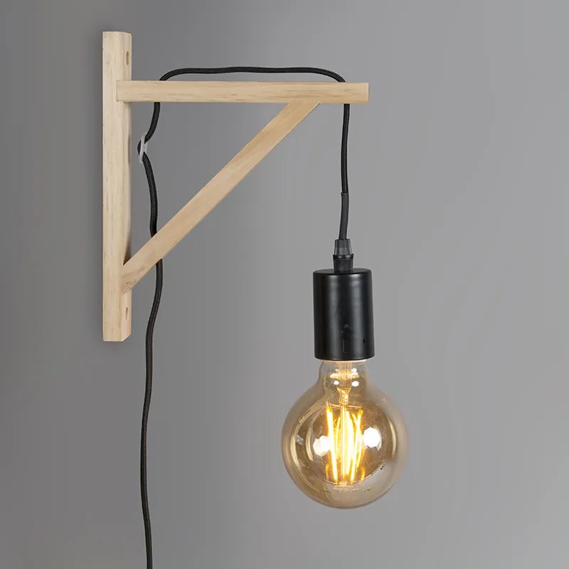 Drevená nástenná lampa s čiernou - Galgje