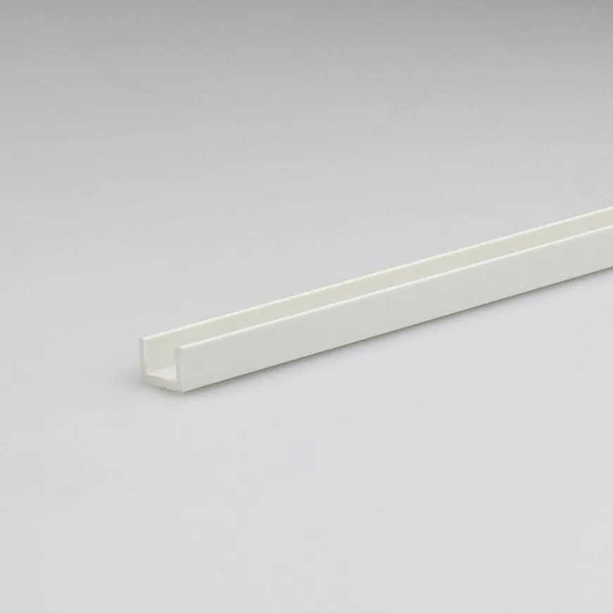 Profil U PVC biely lesk 6.2x8.7x1000