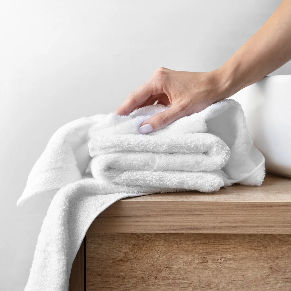 Goldea bambusový uterák/osuška - snehovo biely 50 x 100 cm