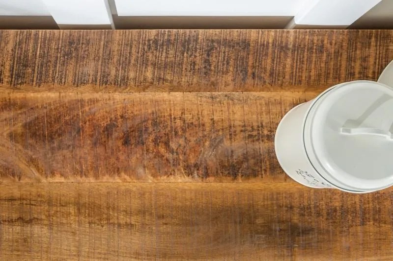 Invicta Interior - Elegantný príborník LONG ISLAND 160 cm mango drevo