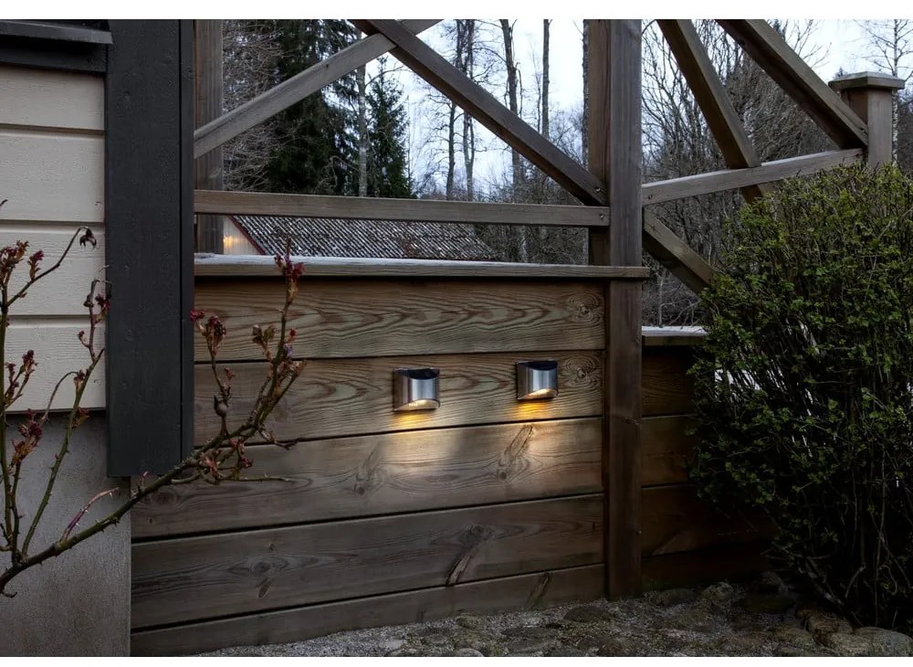 Súprava 2 nástenných nerezových solárnych LED svietidiel Star Trading Wally, výška 8 cm