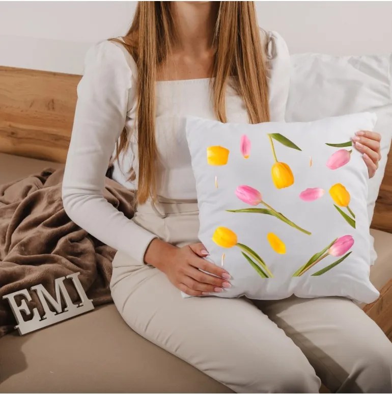 Dekoratívny vankúš Velery 40x40 cm EMI