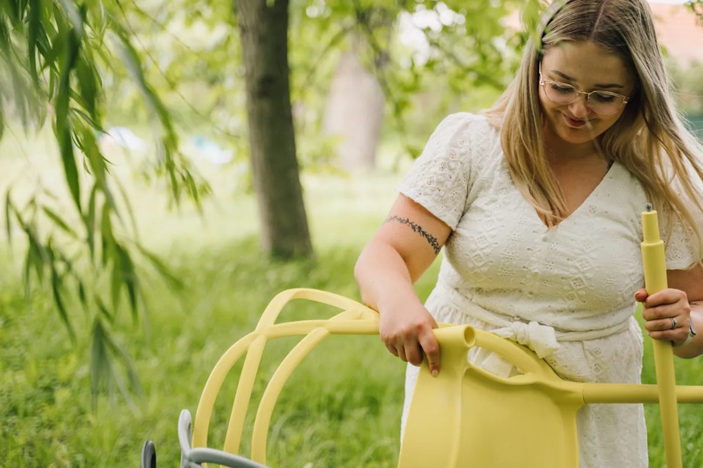 AKCIA Zelená plastová stolička KATO II. akosť