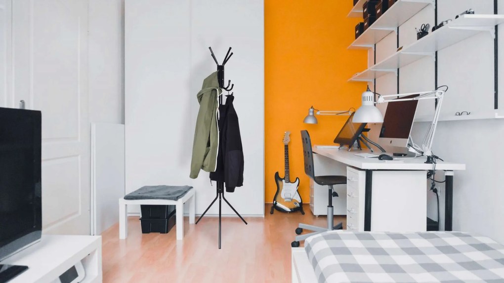 Stojanový vešiak PABLO - čierny