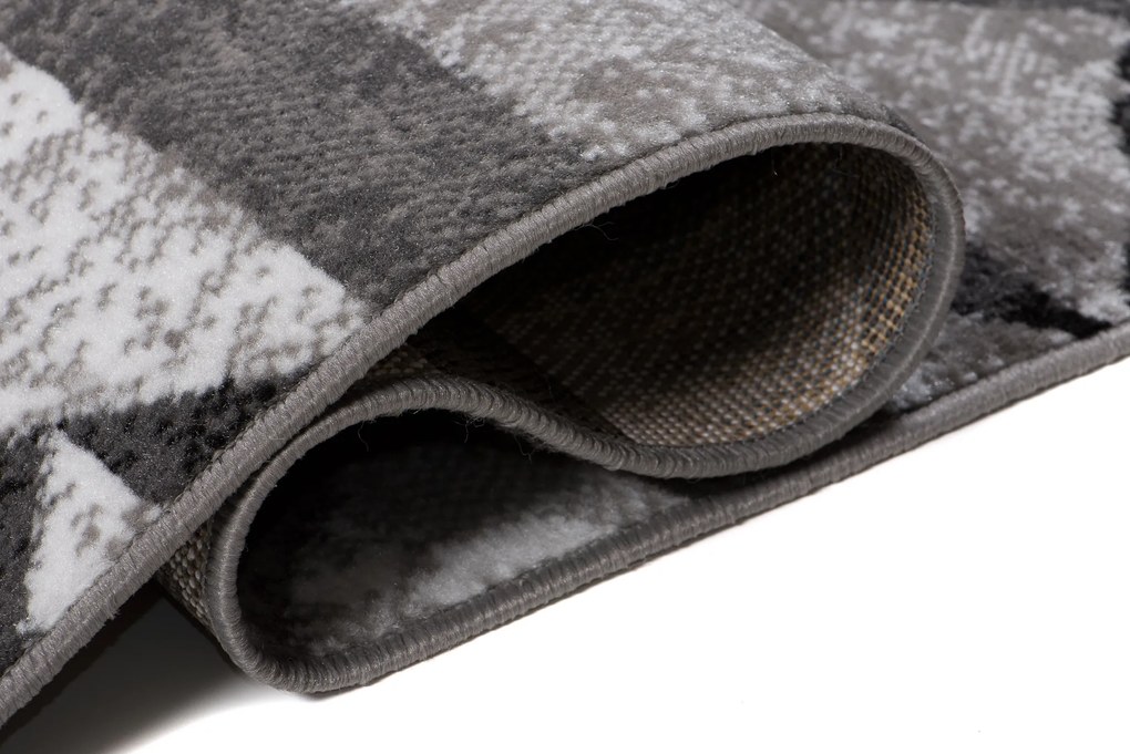 TA Koberec Q544D WHITE MAYA PP EYM Rozmer: 180x250 cm