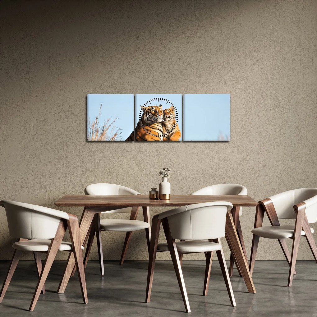 Obraz - Tigrice a jej mláďa (s hodinami) (90x30 cm)