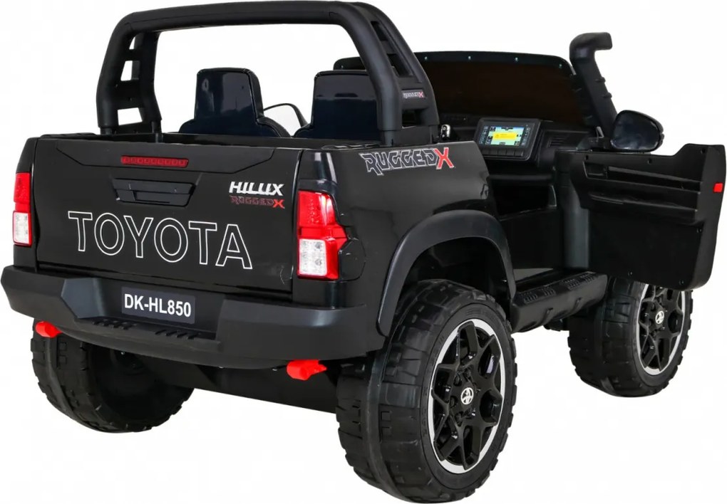 Ramiz Pickup Toyota Hilux čierny