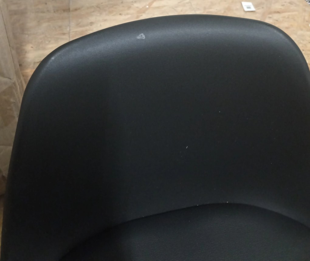 AKCIA Čierna barová stolička HOGA z eko kože II. akosť