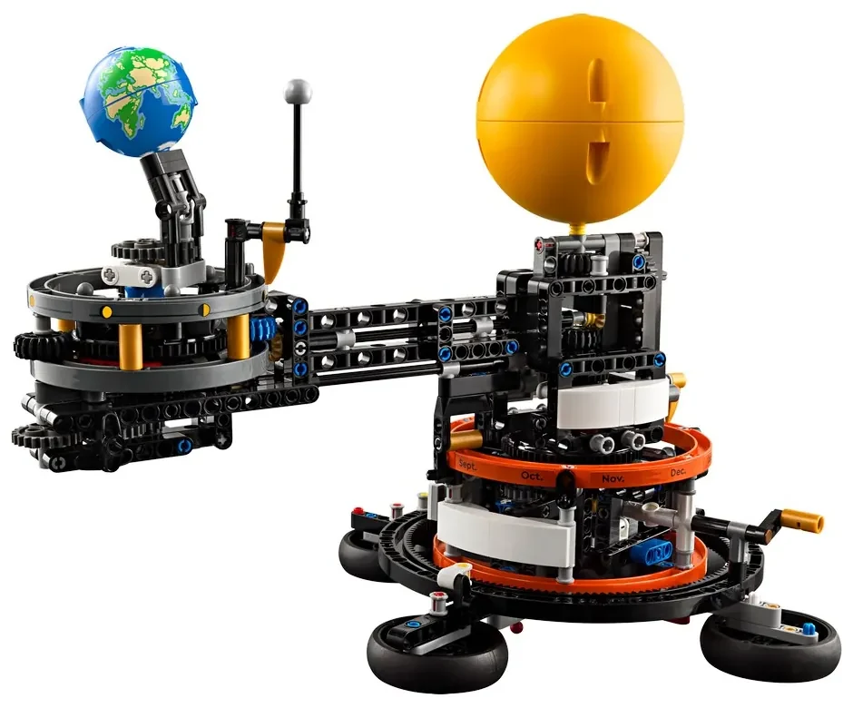 LEGO Planéta Zem a Mesiac na obežnej dráhe