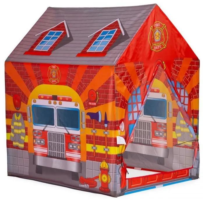 Stan pre deti v dizajne požiarnej stanice s tunelom