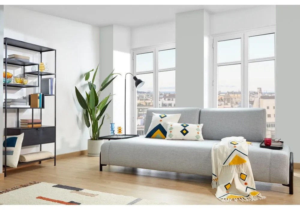 Čierna knižnica Kave Home Shantay