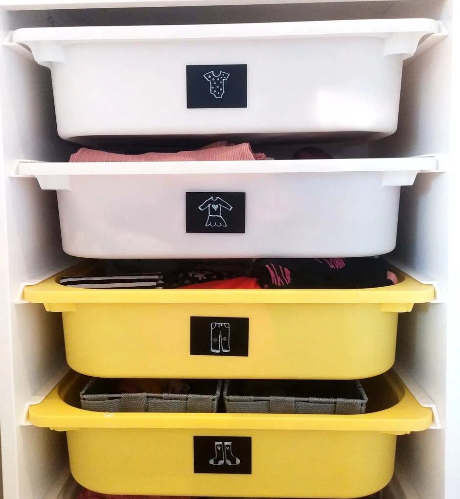 Sada štítkov / nálepiek, štítok čierny "OBDĹŽNIK" - 18 ks Farba: biela