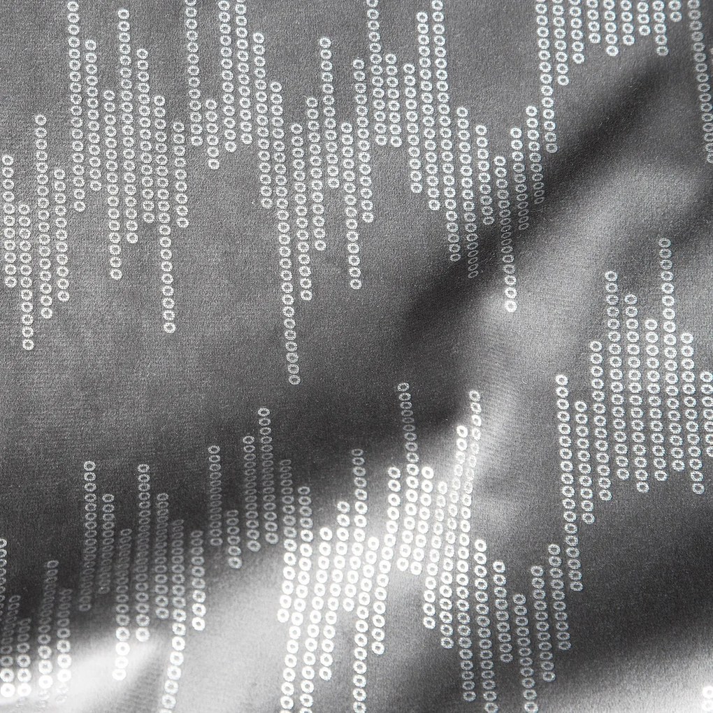 ZATEMŇOVACÍ ZÁVES NA KRÚŽKOCH CHILL 140X250 CM STRIEBORNÁ