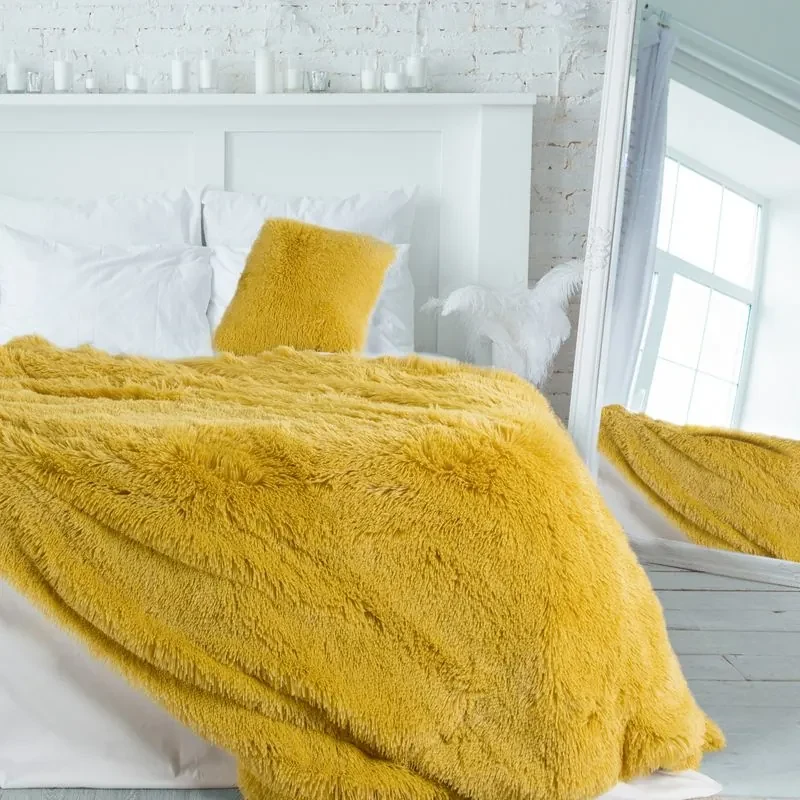 EUROFIRANY Nadýchaná a na dotyk príjemná hrejivá deka z mäkkej kožušiny 200 cm x 220 cm horčicová 100 % polyester Varianta: 362742
