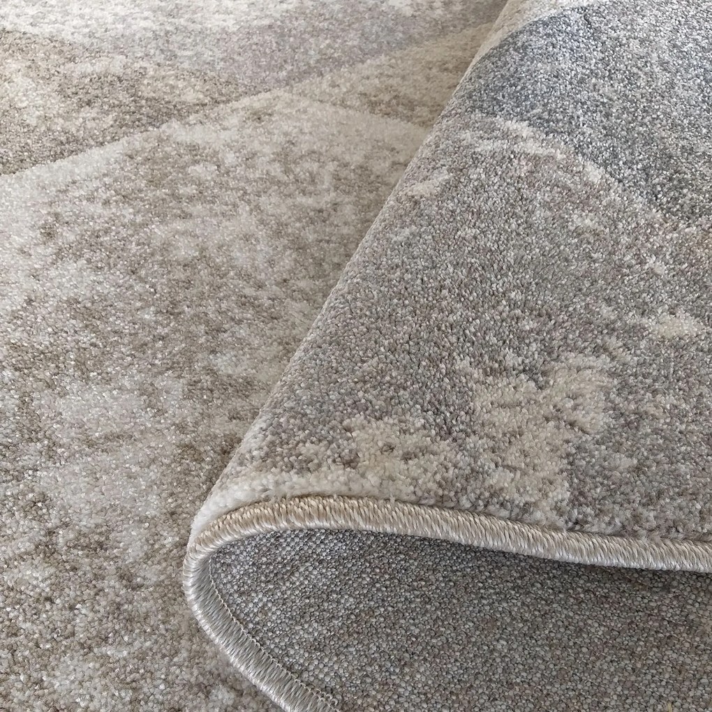 DY Béžový koberec s geometrickým vzorom Vista 05 Rozmer: 160x220 cm