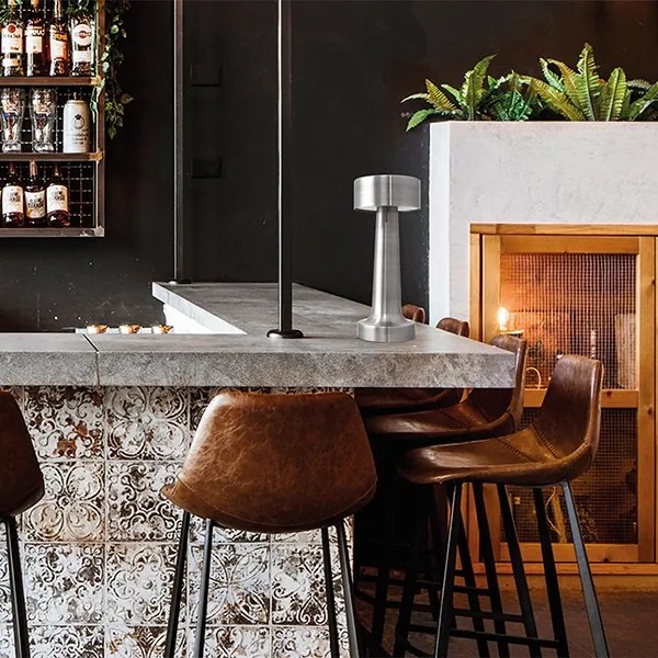 LED Stmievateľná nabíjacia dotyková stolná lampa LED/3W/5V 2000mAh matný chróm