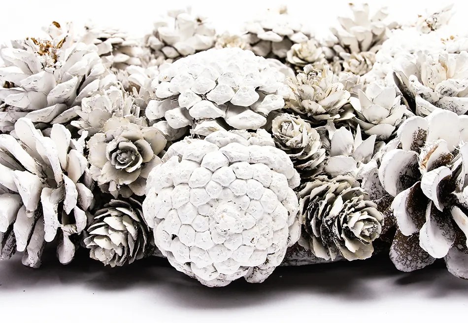 DECOLED Věnec z borovicových šišek bílý, průměr 30cm