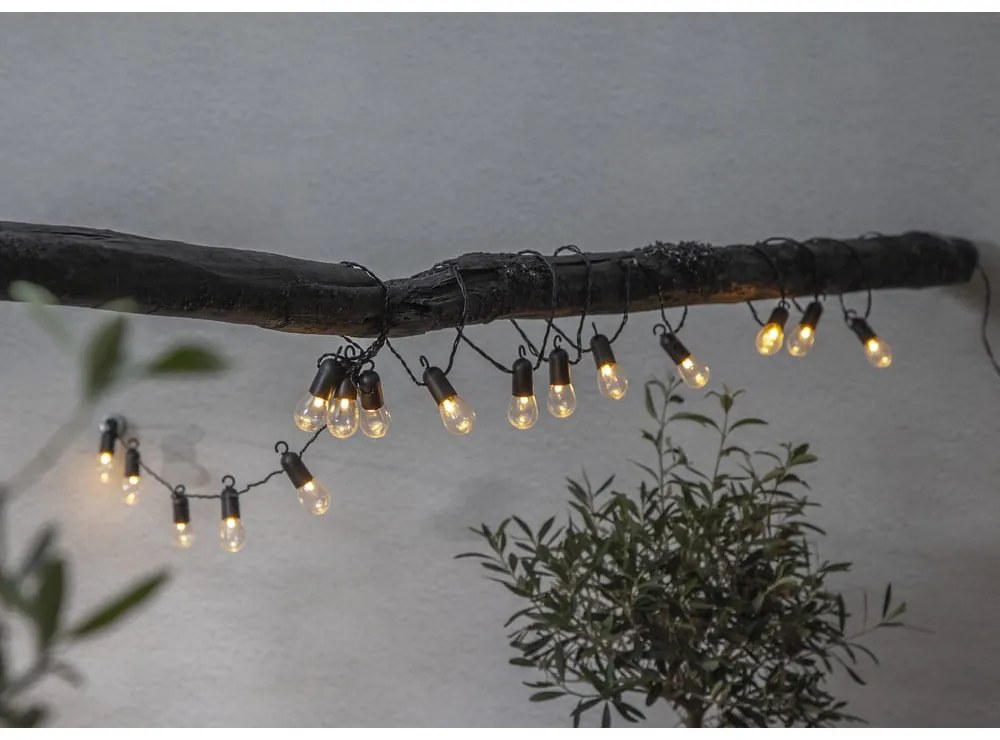 Vonkajšia svetelná LED reťaz Star Trading Circus, dĺžka 4,5 m